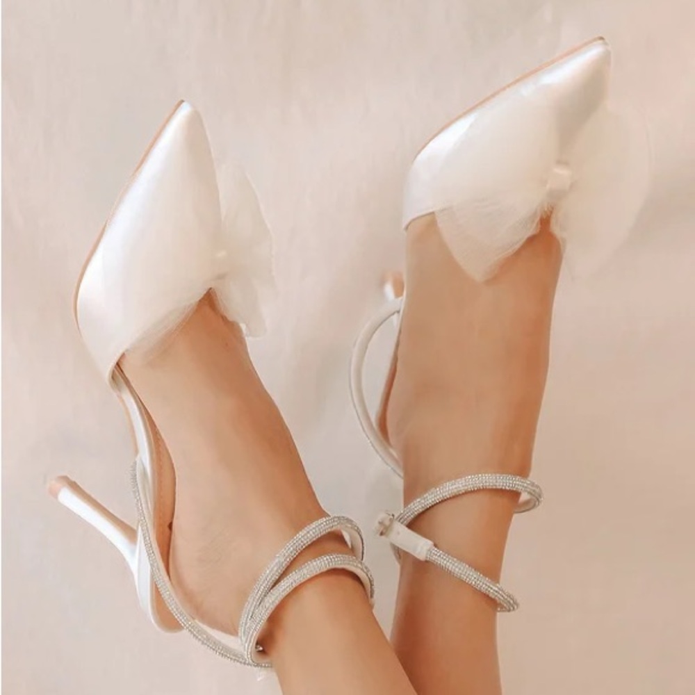 Elegant White Strappy Heels
